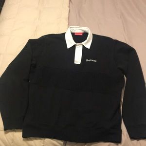 Supreme Black Sweatshirt.